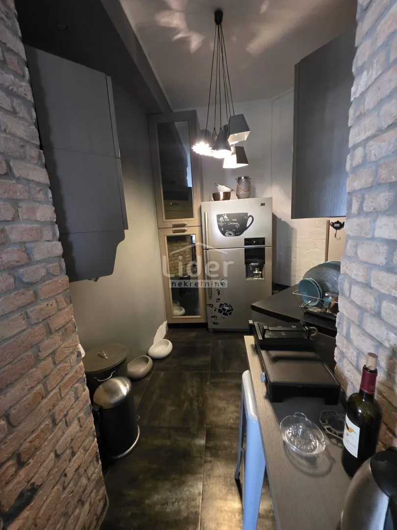centar, 200m2, 4s+db, dizajnerski građanski stan - slika 20