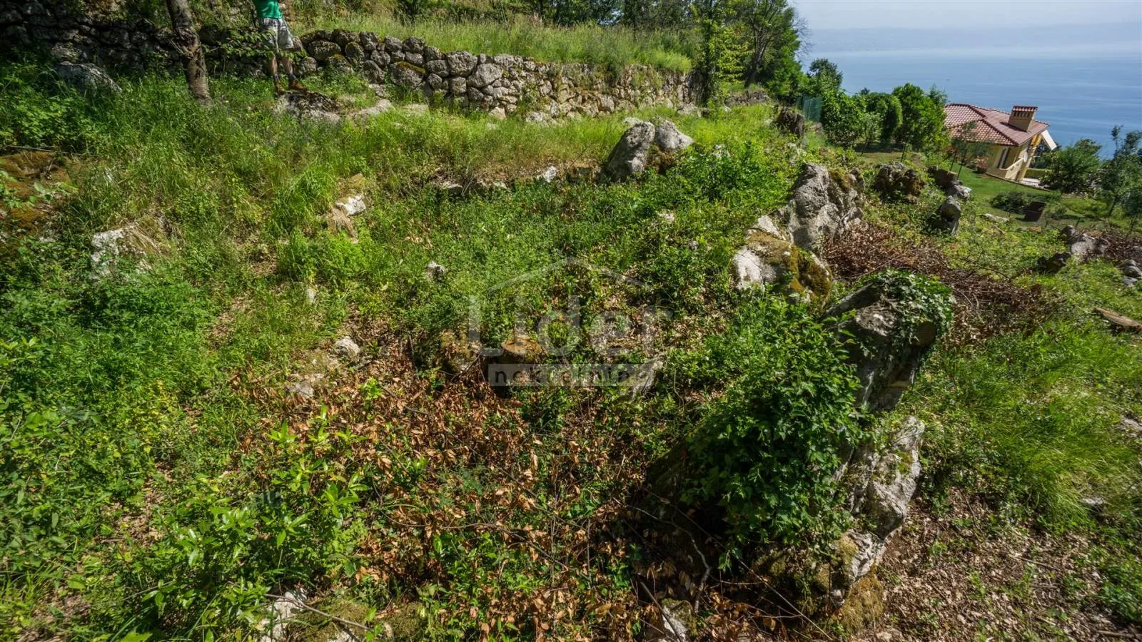 lovran, odličan teren sa lijepim pogledom - slika 8