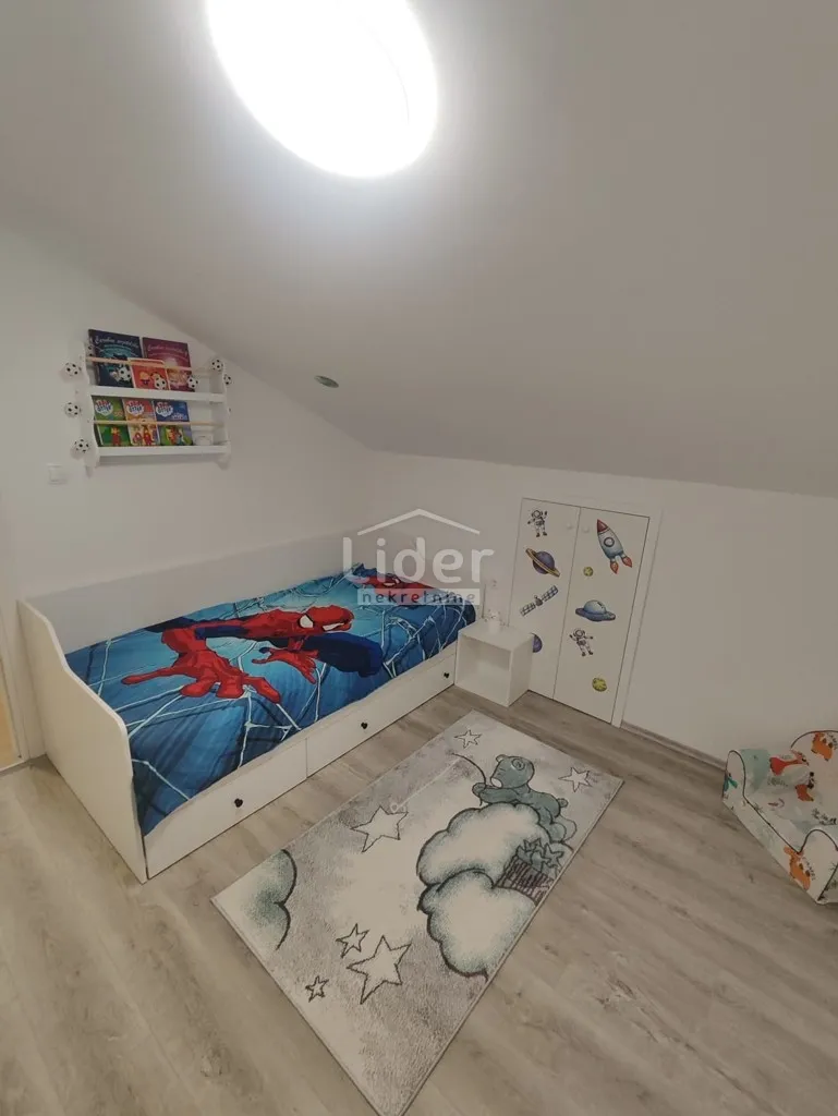 dvoetažni stan-viškovo - slika 5