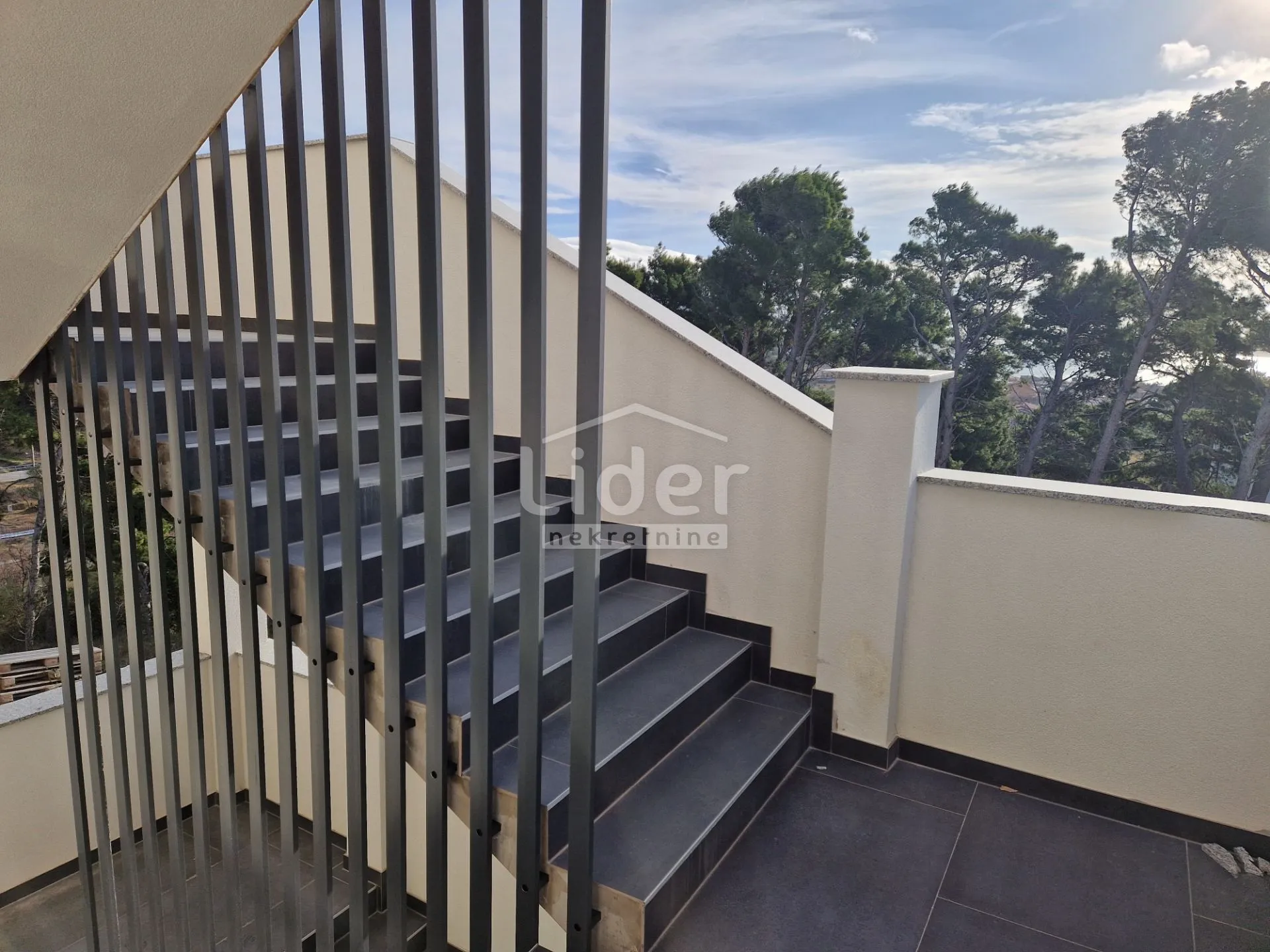 apartman rab, banjol, 2s+db, 133m2 - slika 19
