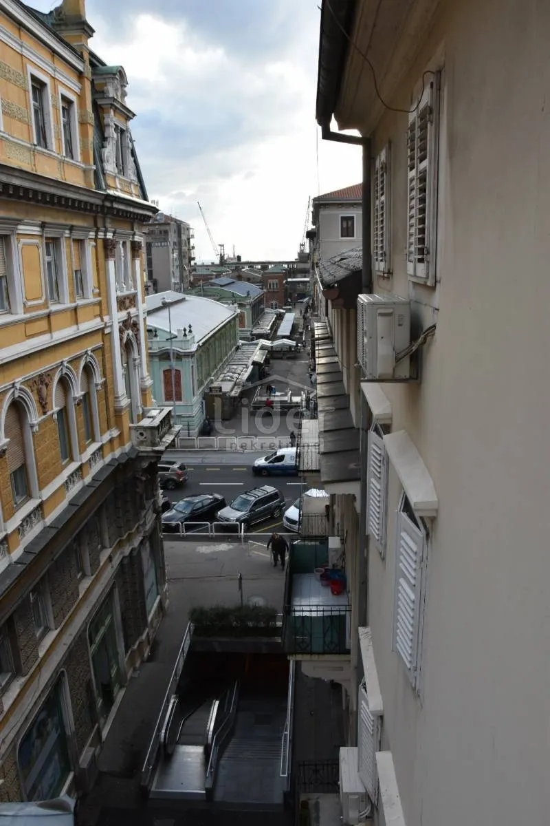 rijeka strogi centar, 2s+db, 73m2 - slika 27