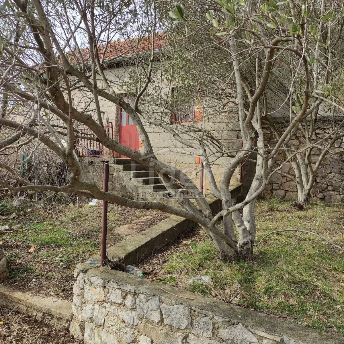 kruševo, roh-bau stambeno poslovna zgrada 300m2 - slika 9