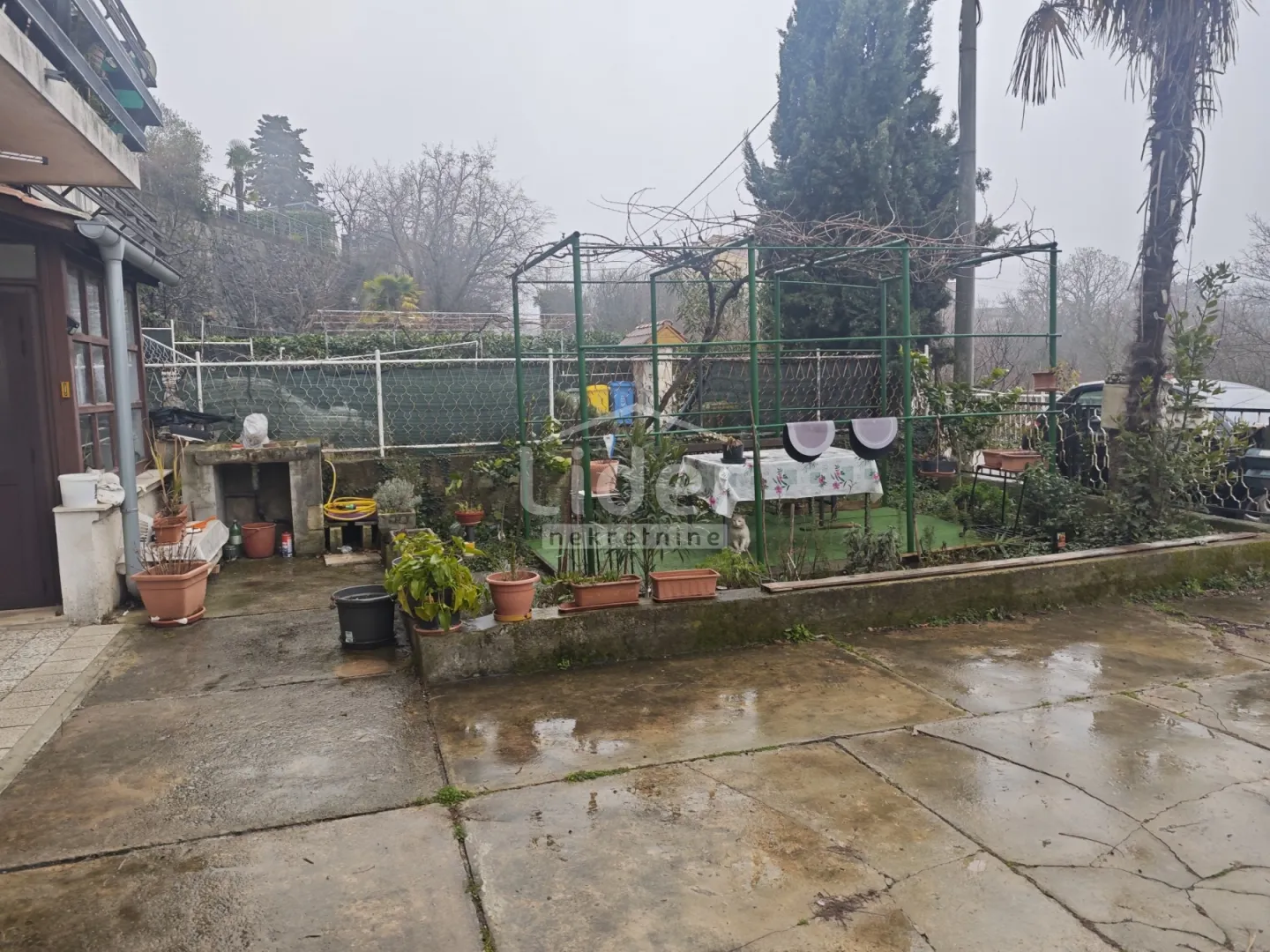hosti stan 57m2 - slika 13