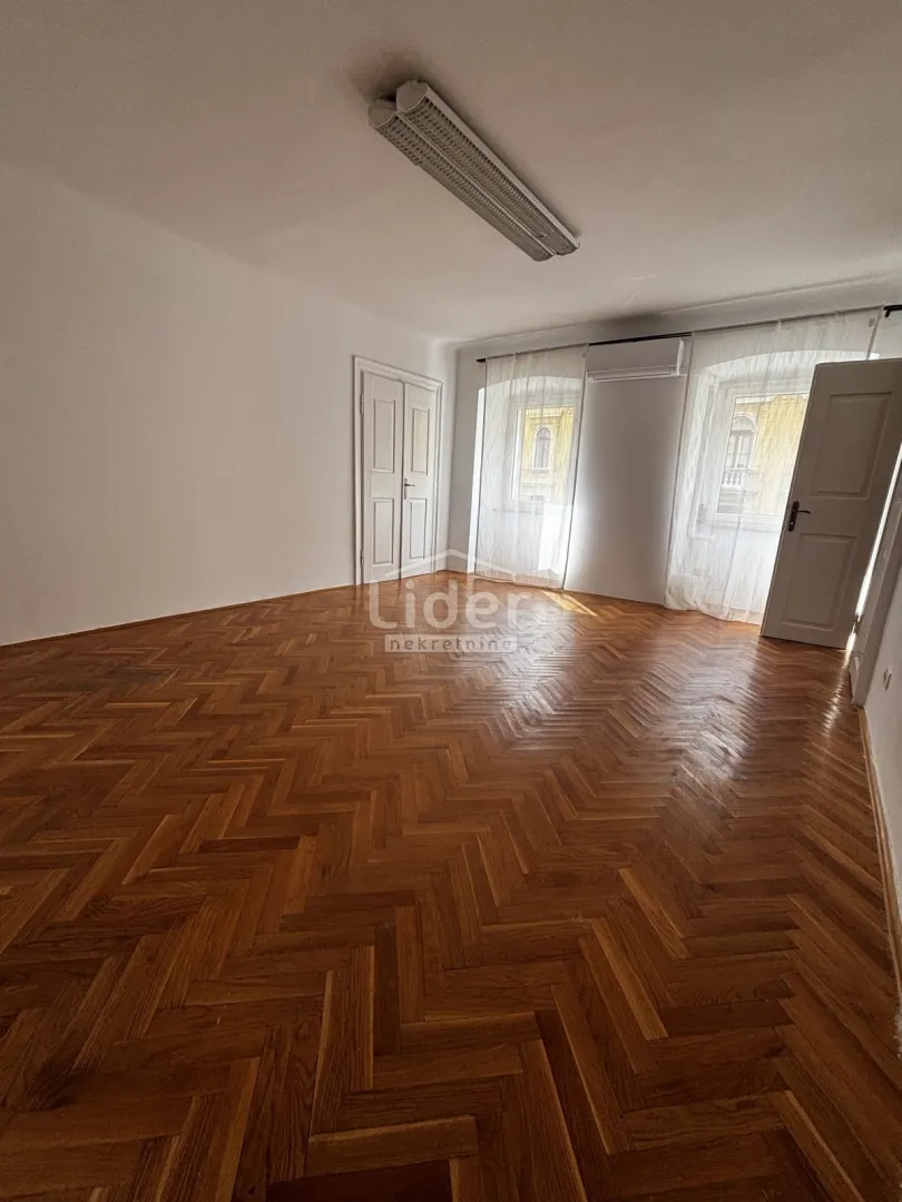 centar-poslovni prostor 50m2 za najam - slika 2