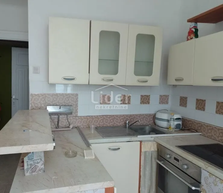 rijeka stan u blizini centra s pogledom na more - slika 3