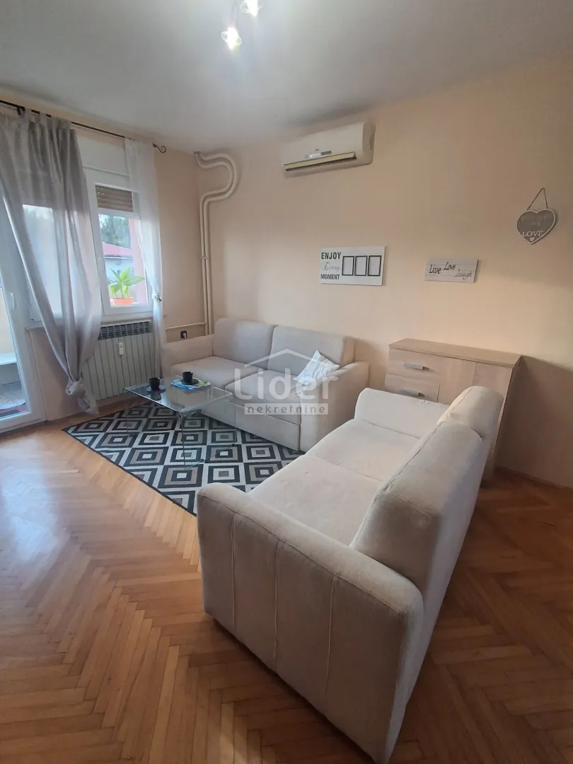 VOJAK Stan za studente u blizini Sveučilišnog kampusa - Rijeka
