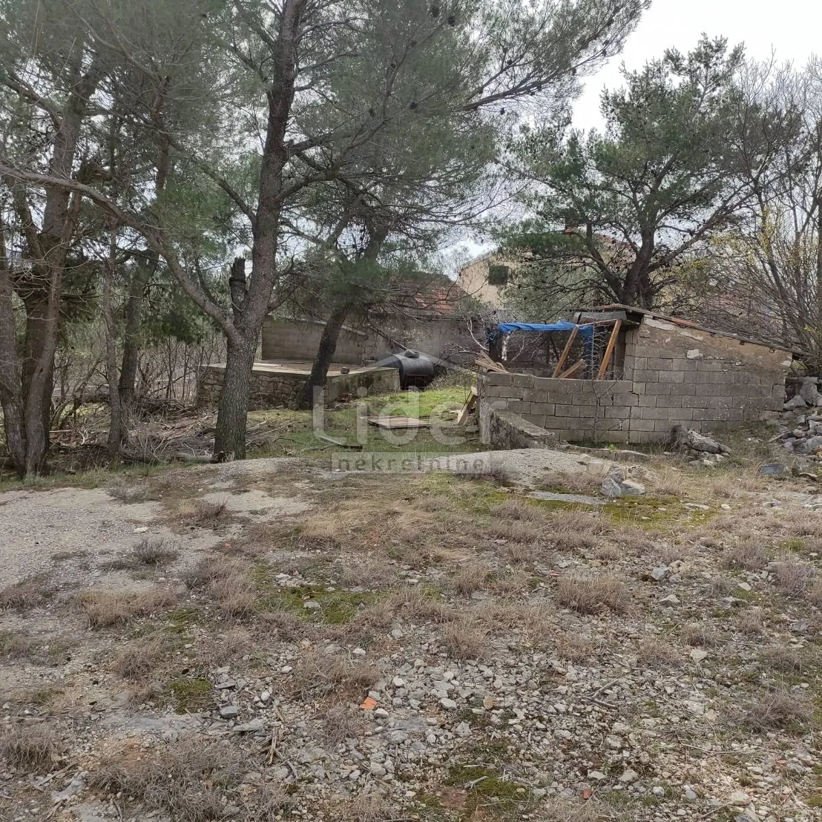 kruševo, roh-bau stambeno poslovna zgrada 300m2 - slika 12