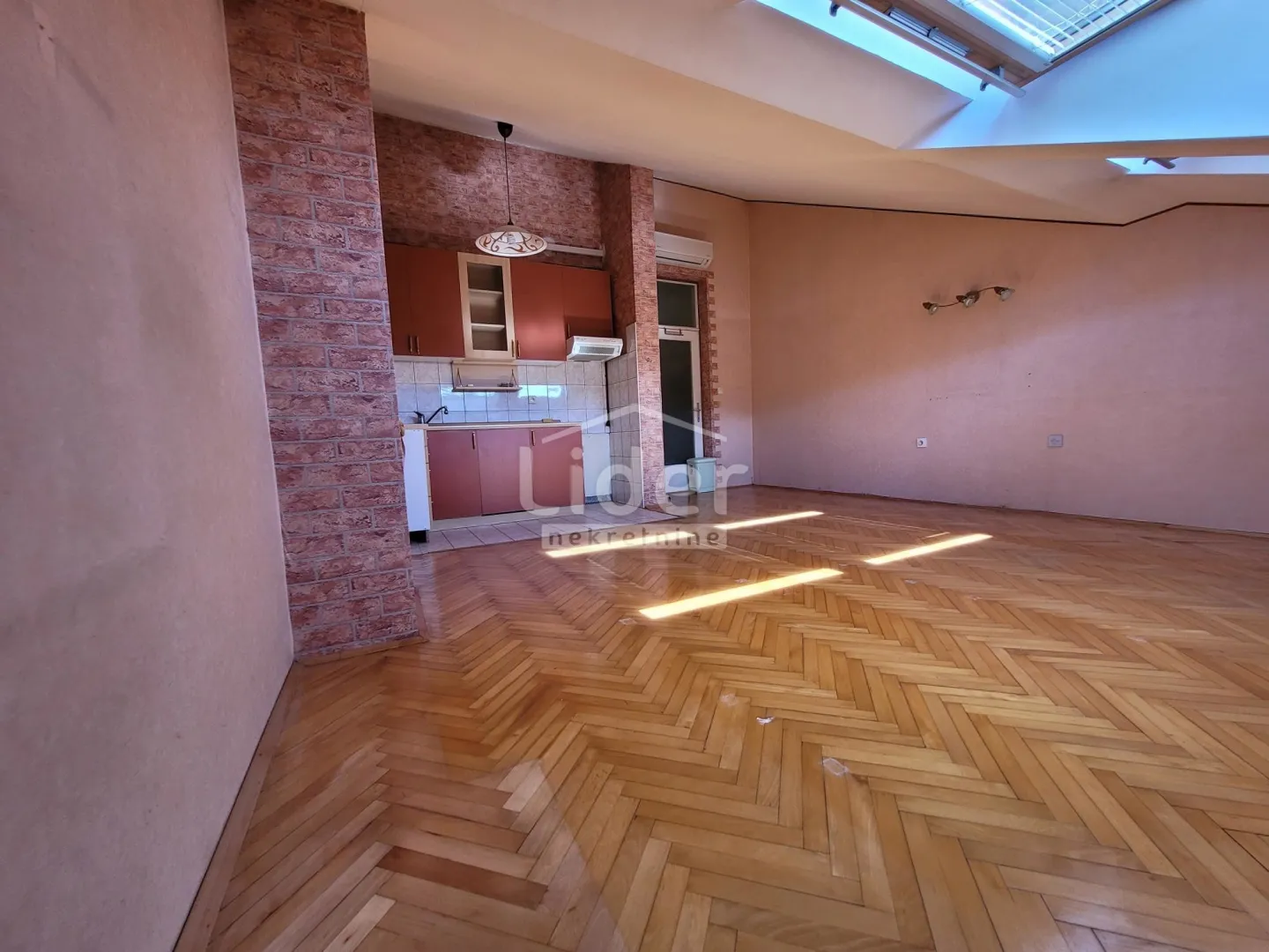 škurinje-3skl,52,71 m2 - slika 3