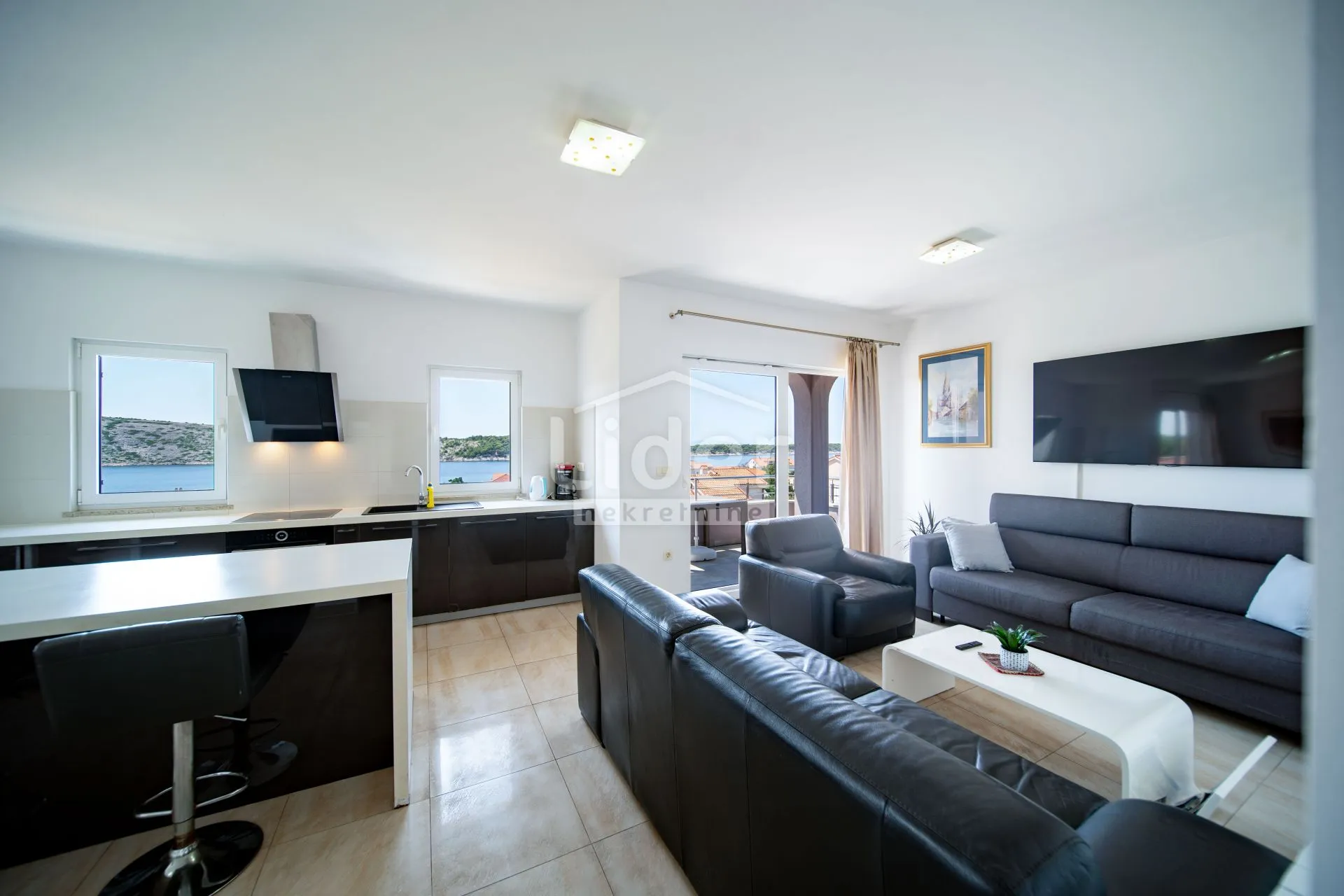 rab, barbat, apartman 150 m2 s prekrasnim pogledom - slika 37