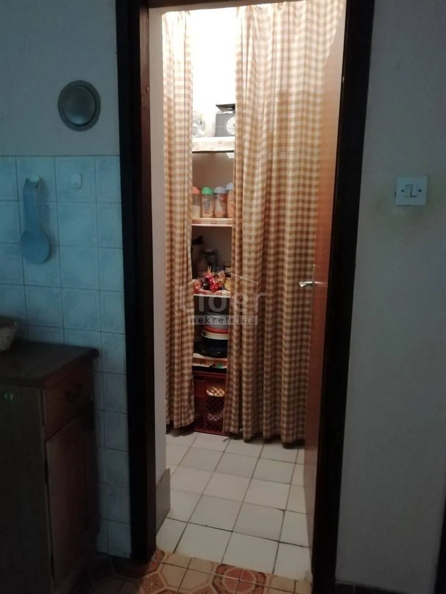 samostojeća kuća, grižane, 300 m2 - slika 11