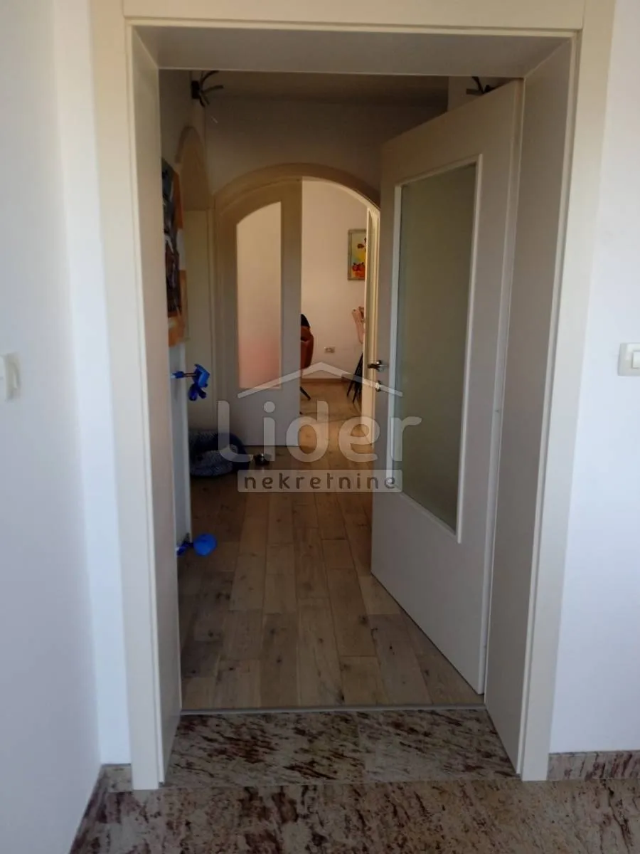 samostojeća kuća sa bazenom- matulji - slika 32