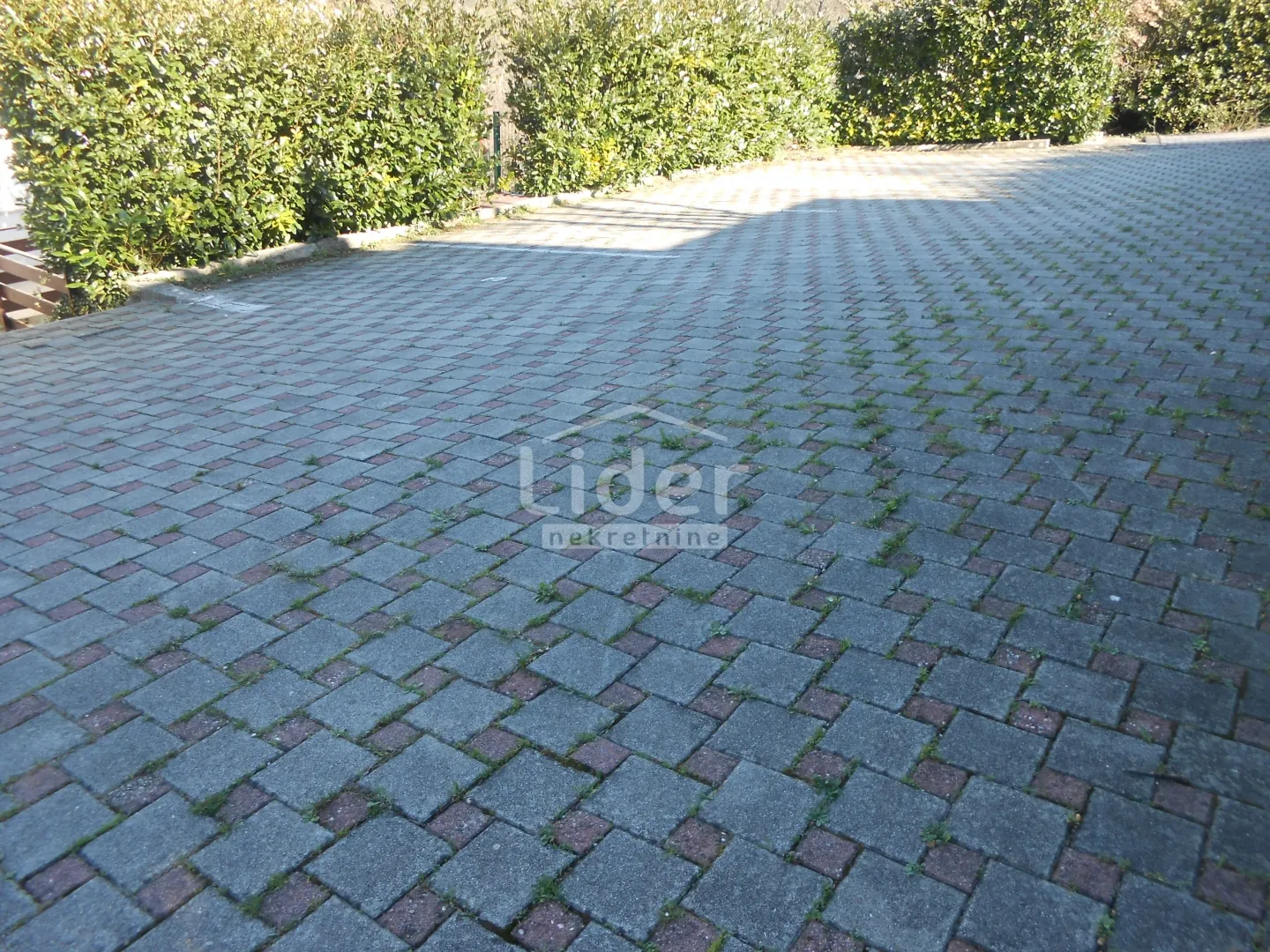 prilika! apartman na samo 100 m od mora - slika 17