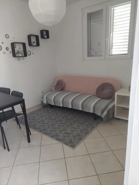 pag- kuća s okućnicom i pogledom na more - slika 29