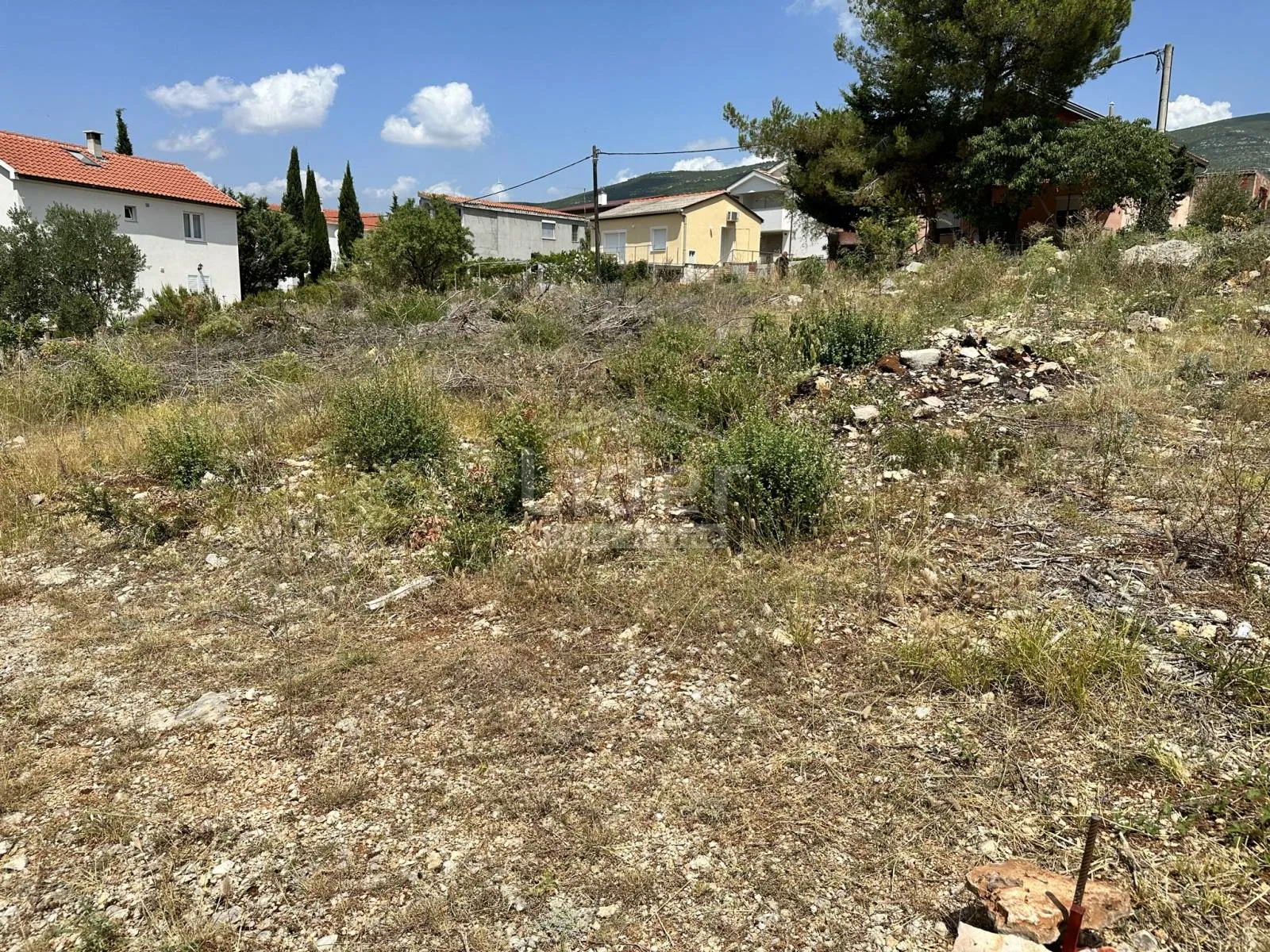 gornji karin građevinsko zemljište 565m2 - slika 5