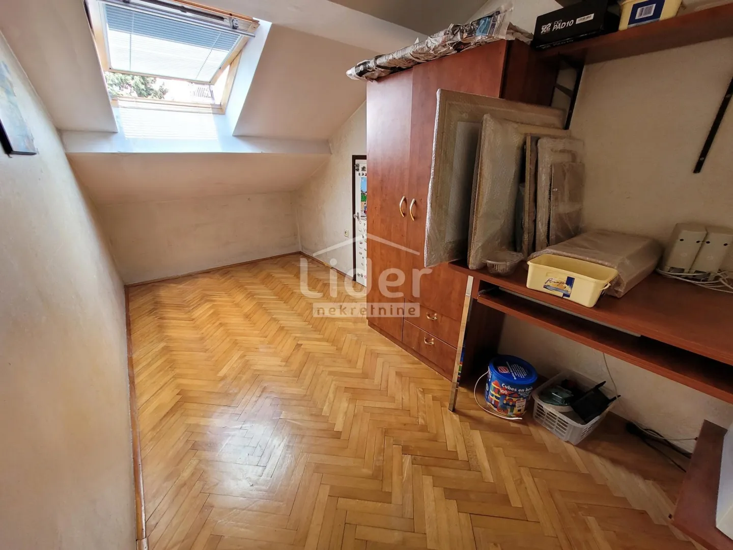 škurinje-3skl,52,71 m2 - slika 9