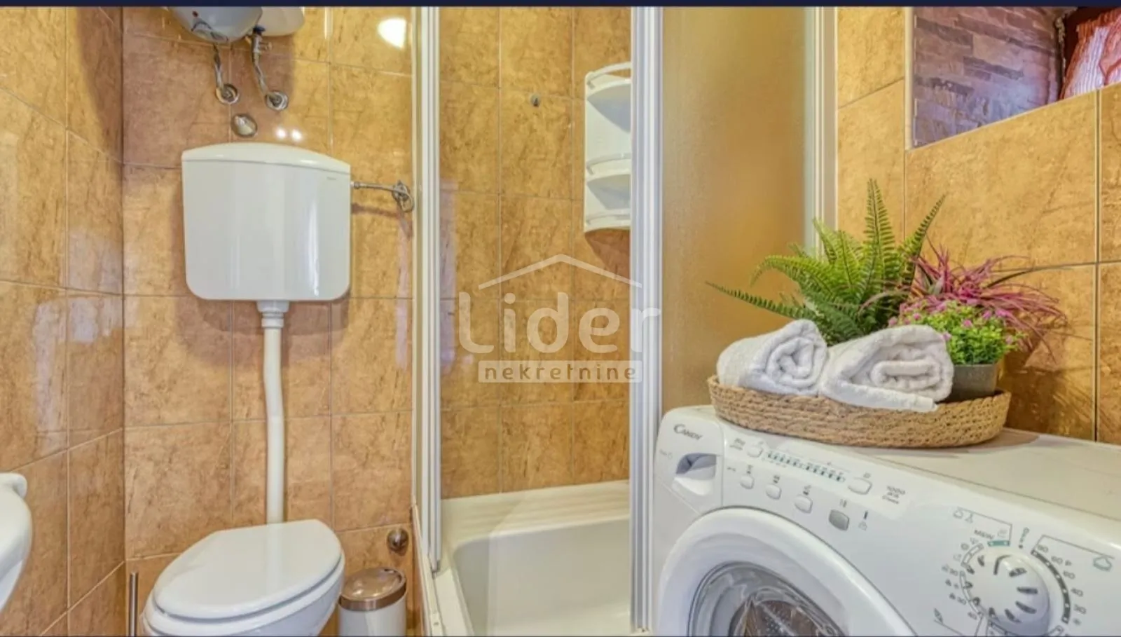 jušići stan sa studio apartmanom i terasom - slika 9