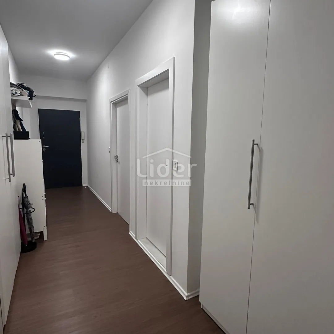 centar, prekrasan stan od 65m2, 2-balkona, 2.kat - slika 21