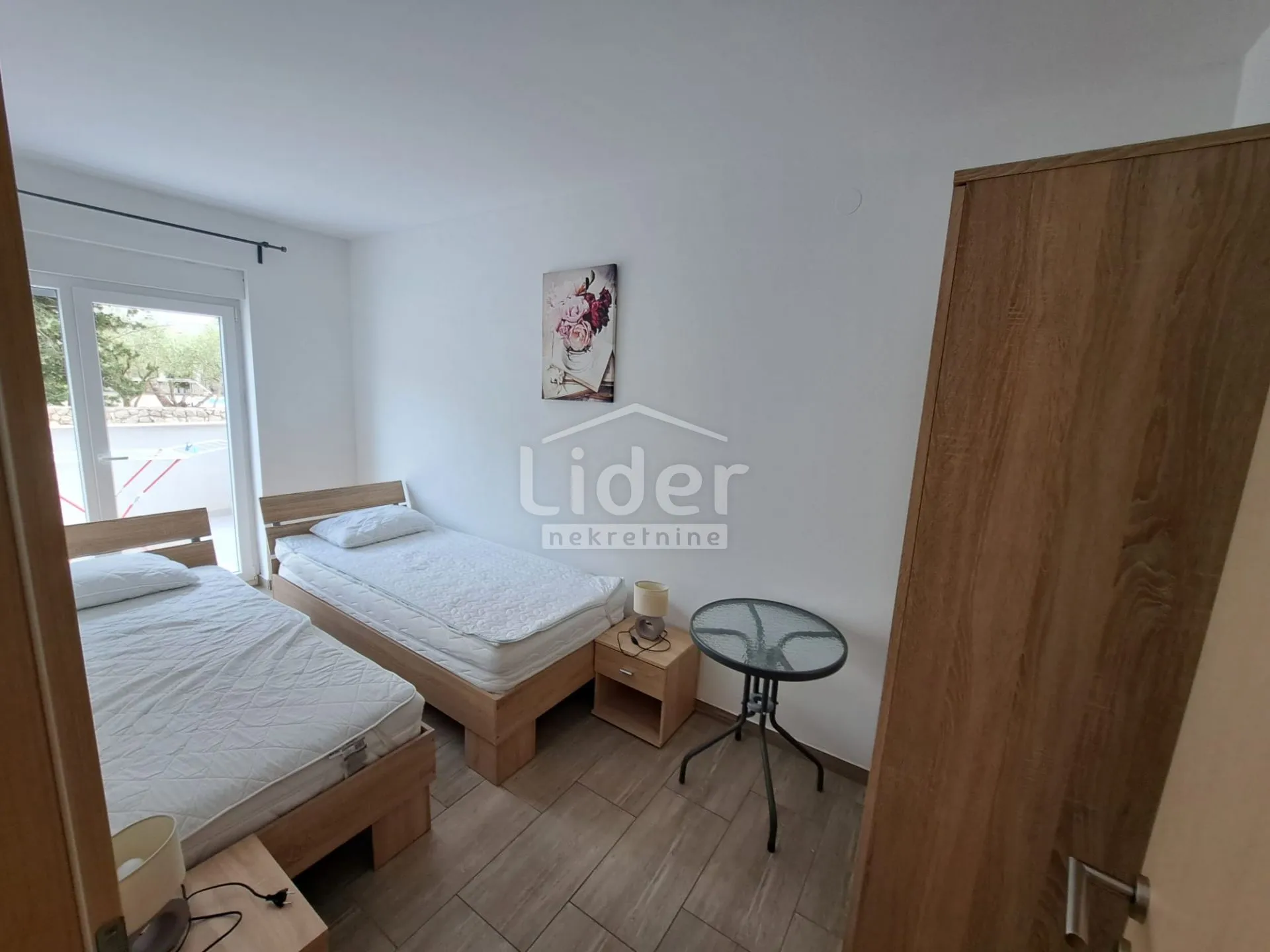 novalja stan 70m2, jacuzzi, blizina centra, škole i vrtića - slika 30