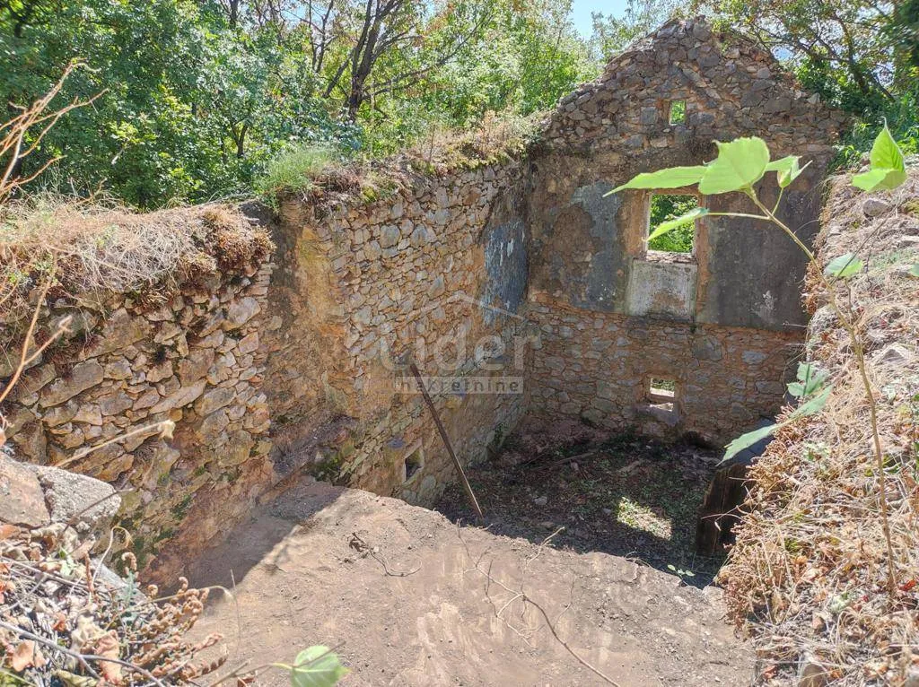 hreljin ruševina na zemljištu od 1665 m2 - slika 3