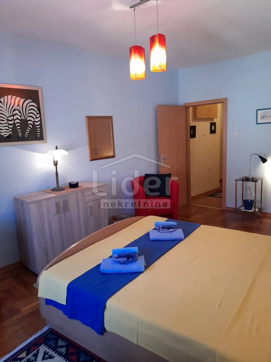 crikvenica kuća u nizu u centru grada - slika 21