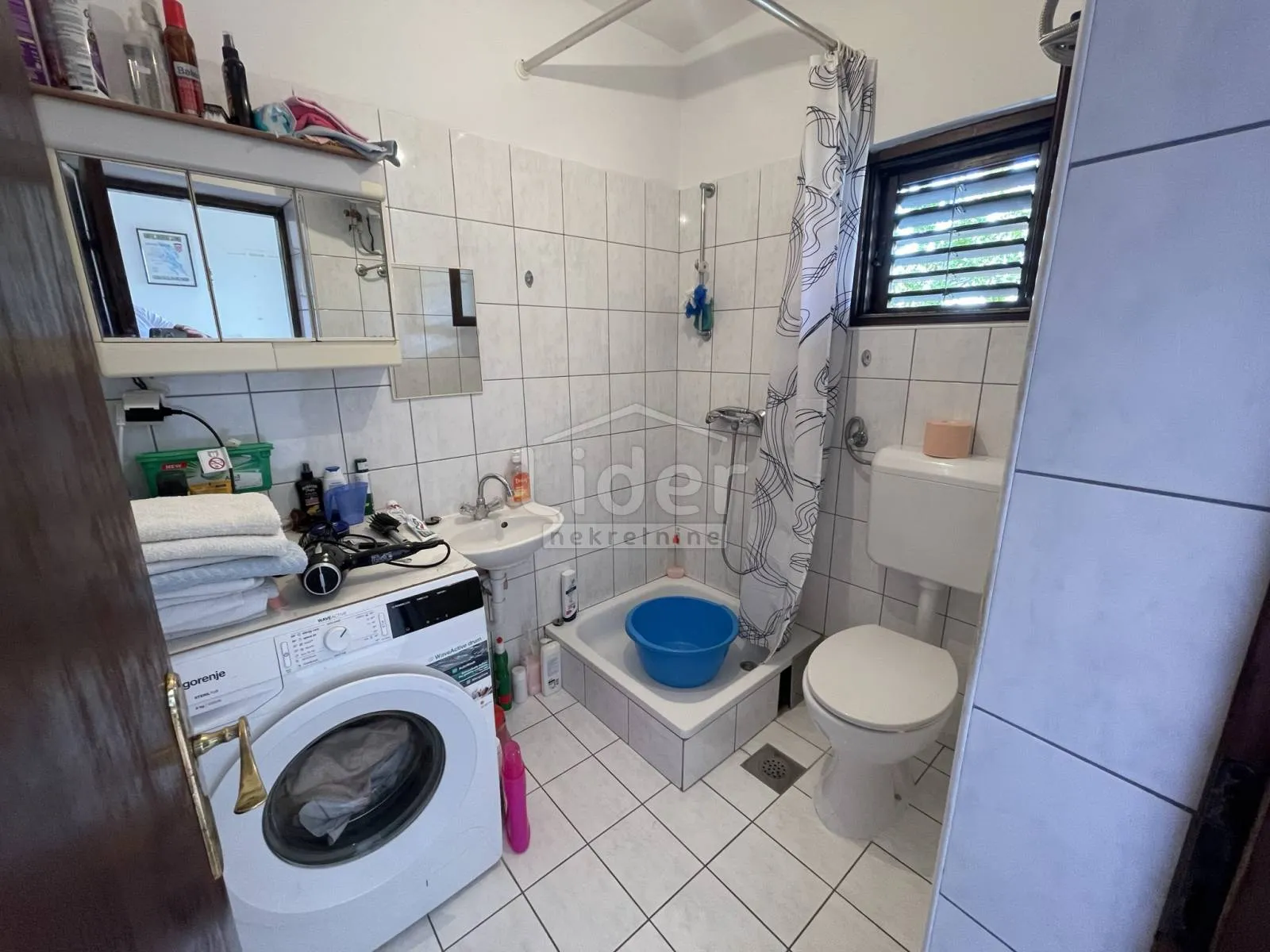 donji karin, kuću sa 5 apartmana prodajemo - slika 25