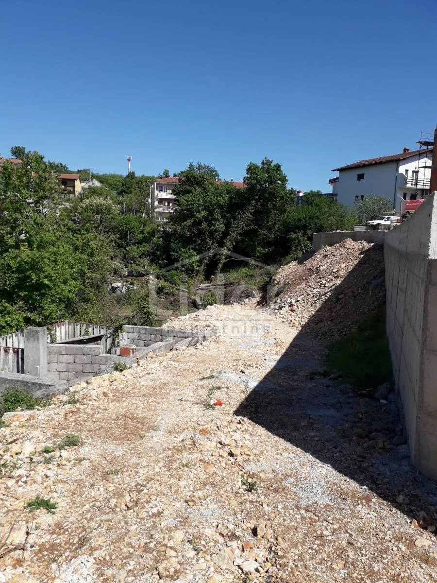 viškovo, građ. zemljište od 2400 m2 u blizini centra - slika 2