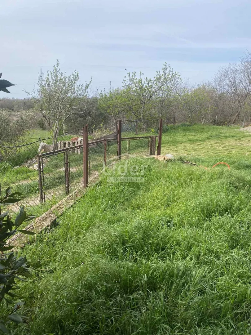 hreljin-kuća 100m2,okućnica - slika 4