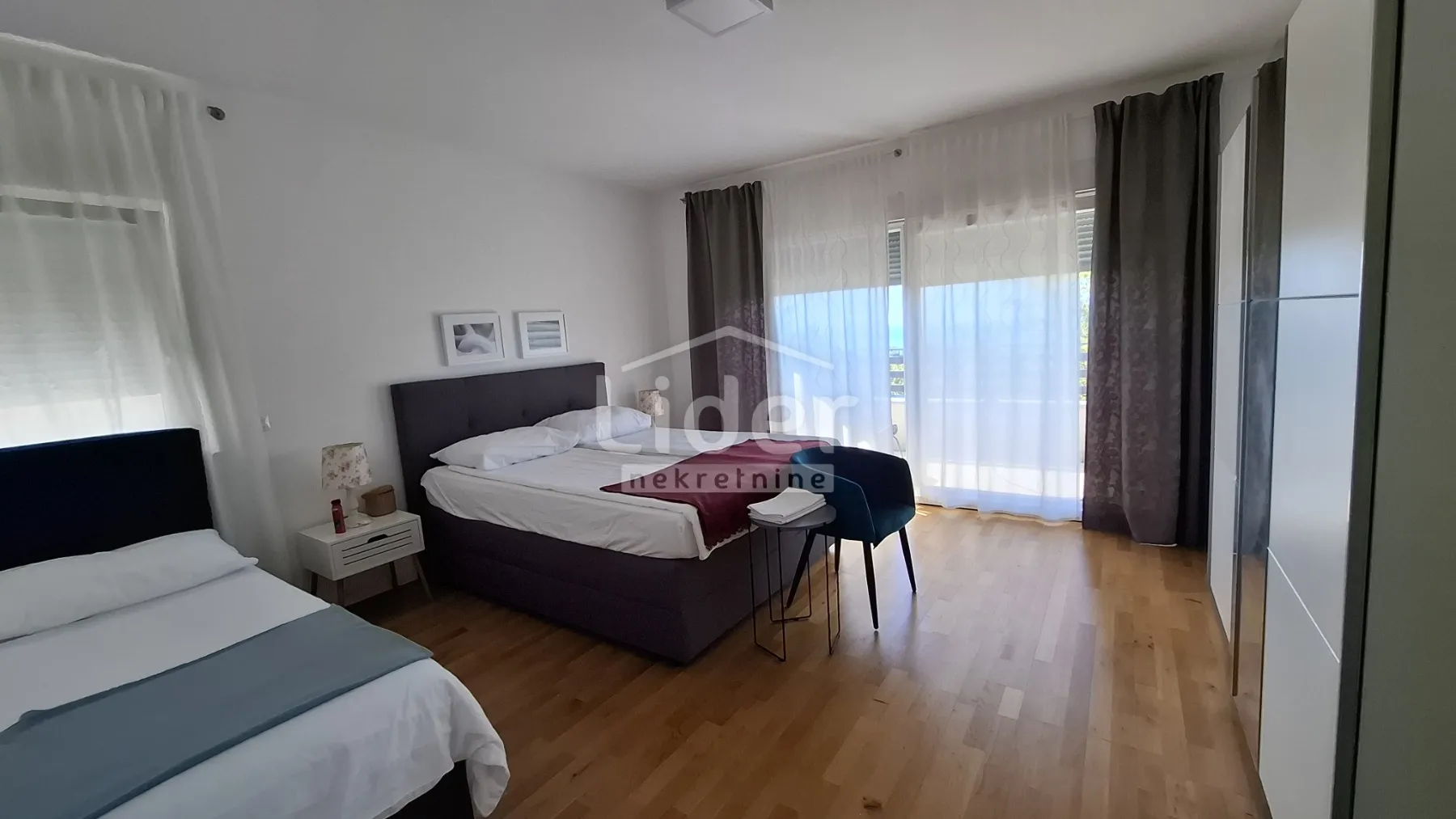 matulji-kuća sa tri apartmana - slika 16