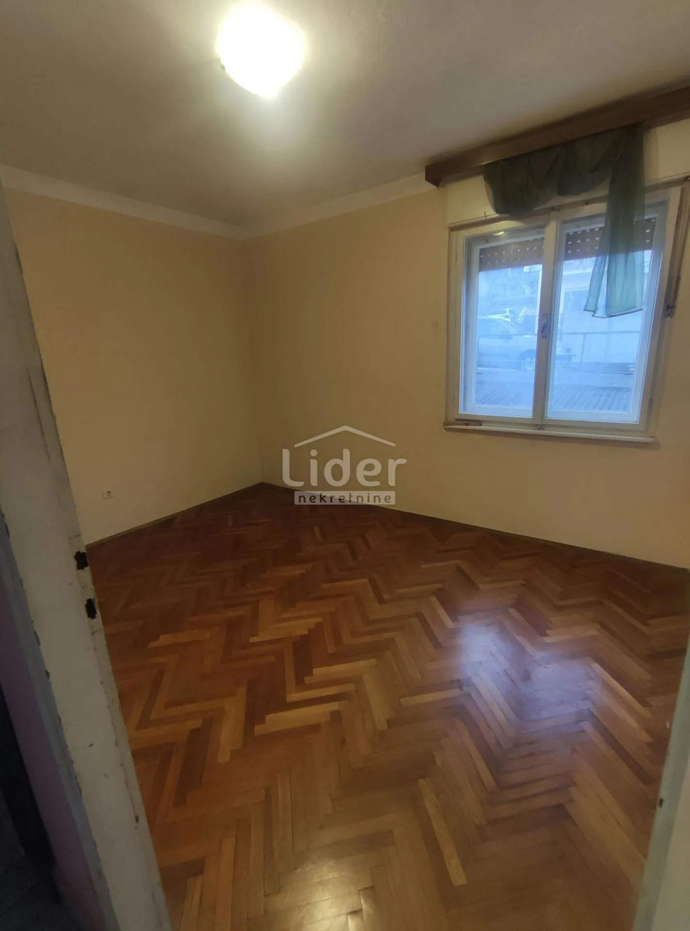 etaža kuće 3s+db sa okućnicom - slika 8