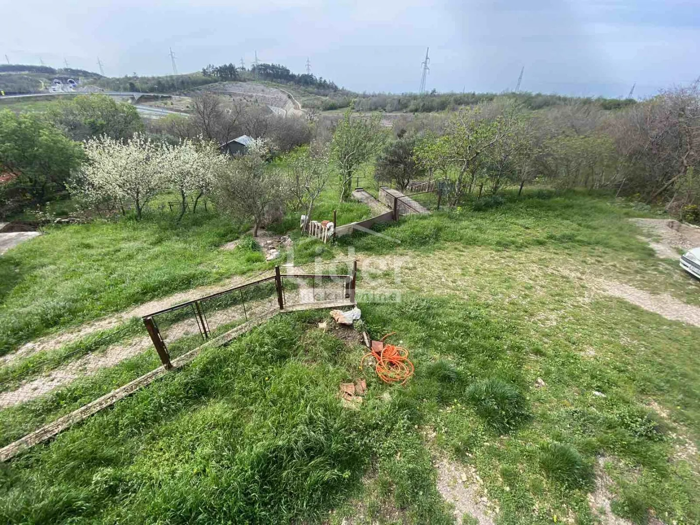 hreljin-kuća 100m2,okućnica - slika 2