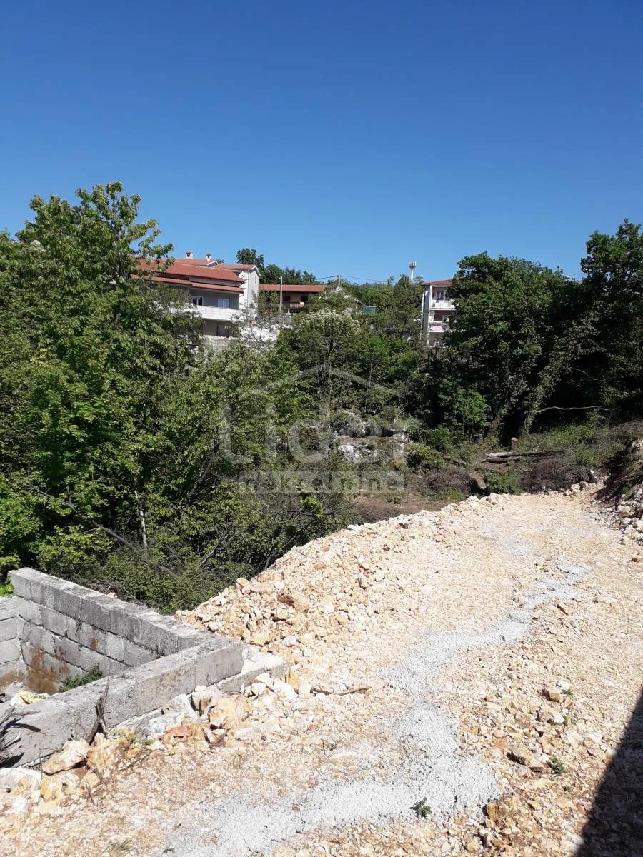 viškovo, građ. zemljište od 2400 m2 u blizini centra - slika 3