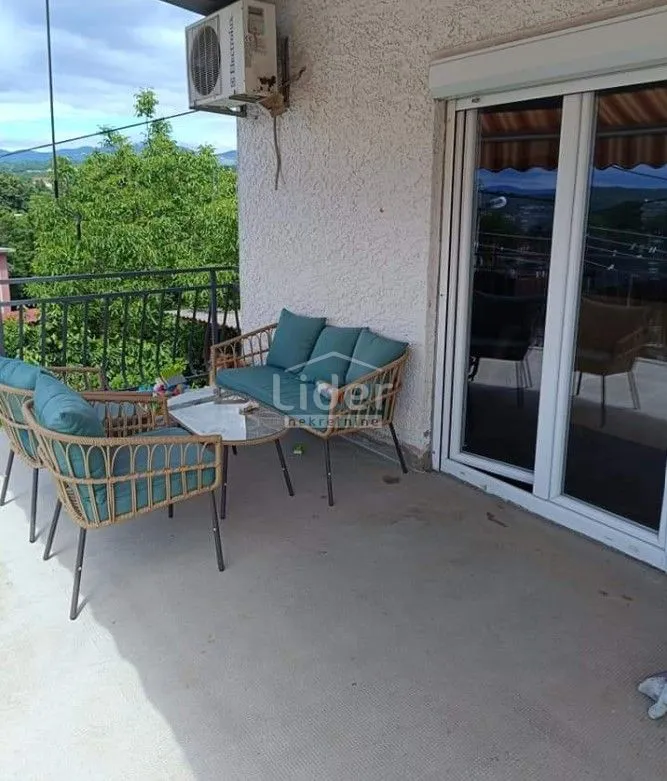 kuća viškovo, 230m2, 2 stana - slika 2