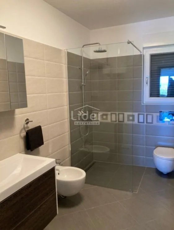 jadranovo prekrasan apartman, 1. red od mora - slika 18