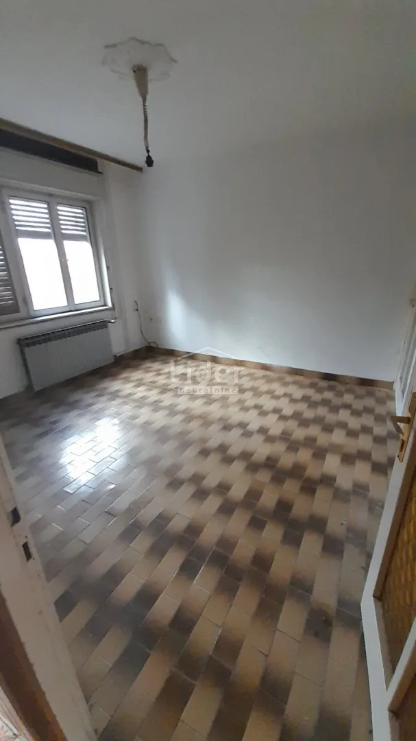 crikvenica-samostojeća kuća 160m2 na 30 metara od plaže - slika 8