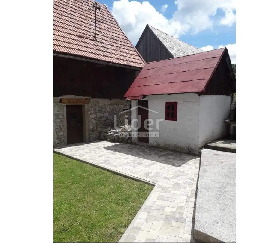 mrkopalj, samostojeća kuća od 170m2 + 945m2 okućnice - slika 2