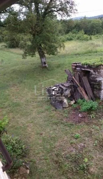 oprtalj kamena kuća s velikom okućnicom - prilika - slika 2