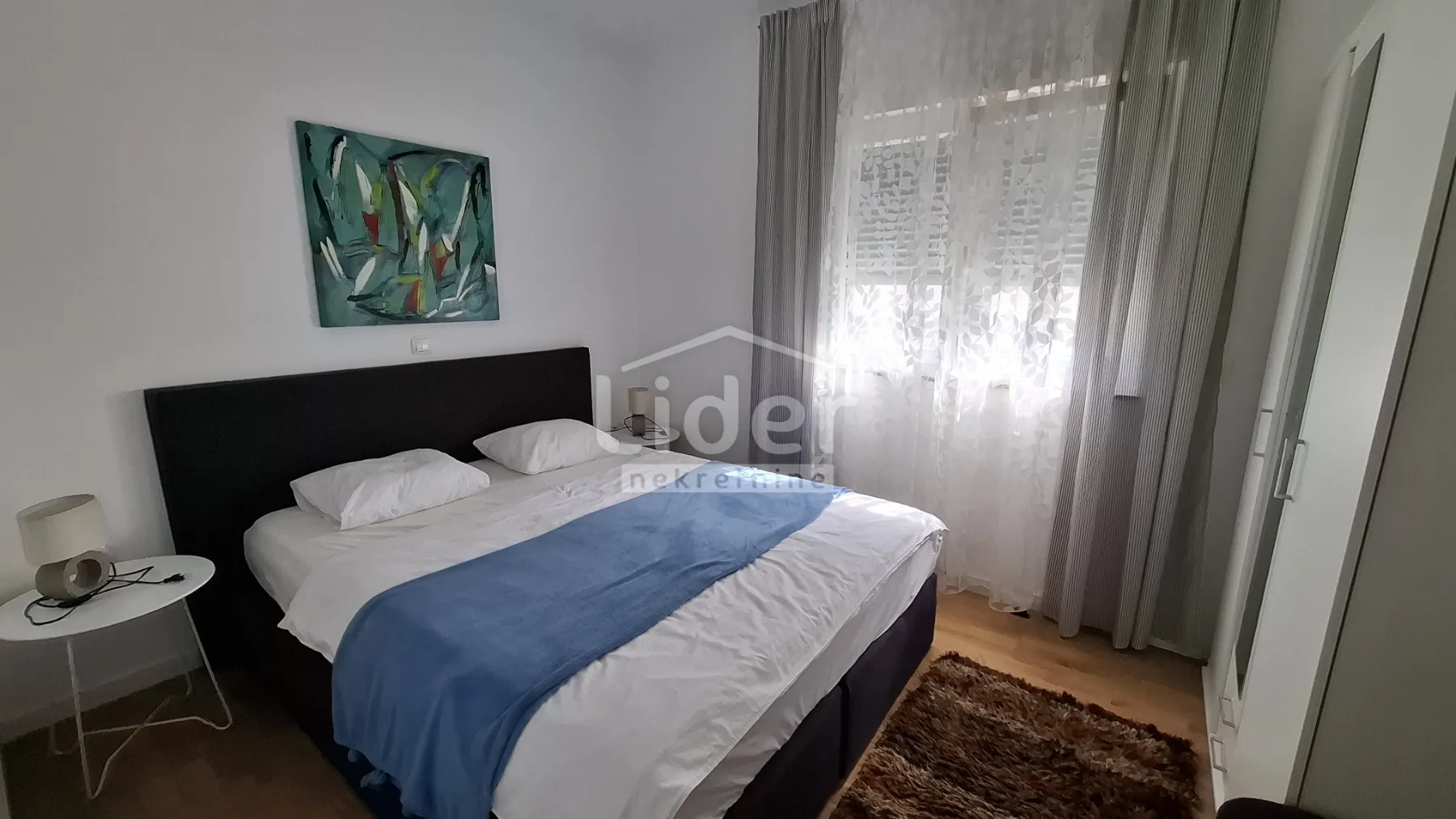 matulji-kuća sa tri apartmana - slika 11