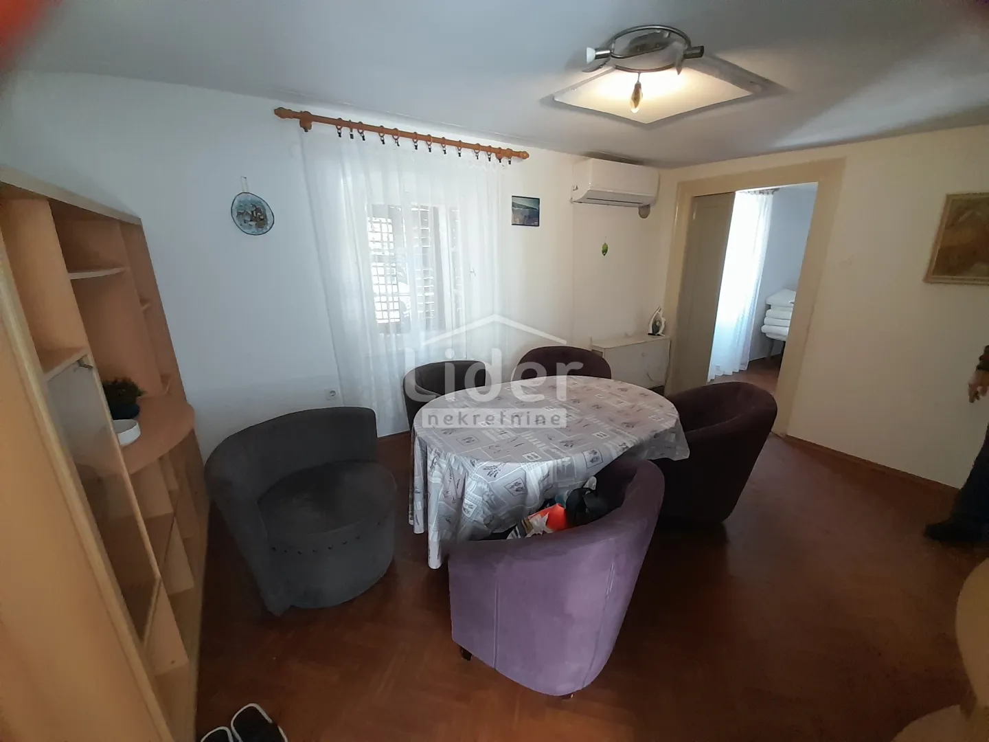 mali lošinj- stan u centru 90m2 - slika 6