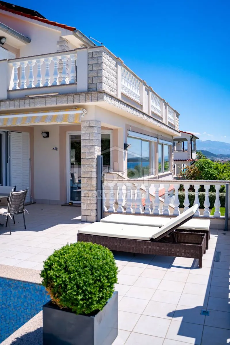 prekrasna kuća iznad mora, palit - slika 2
