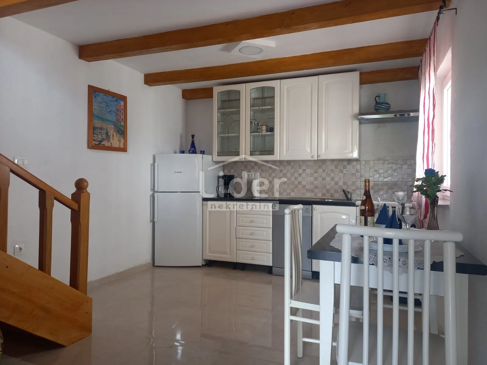 jušići četiri manje kuće s okućnicom i dvorištem - slika 29