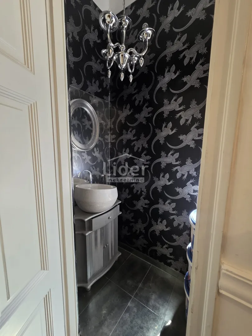 centar, 200m2, 4s+db, dizajnerski građanski stan - slika 54