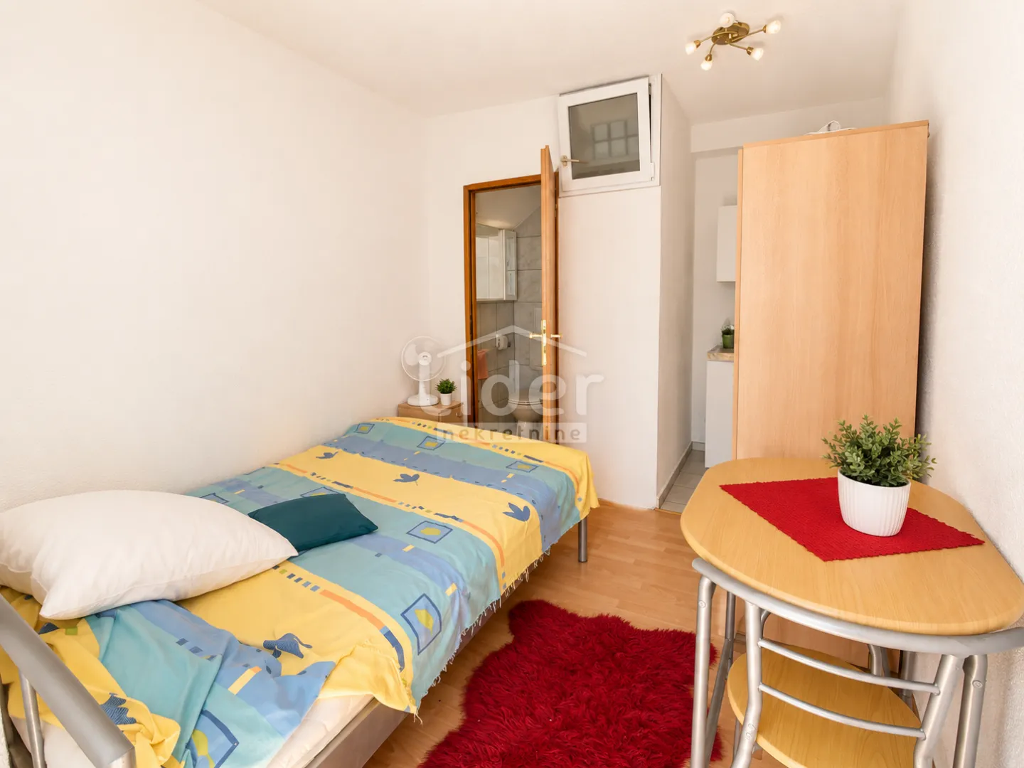 kruševo, kuću sa 3 stana i garažom prodajemo - slika 4