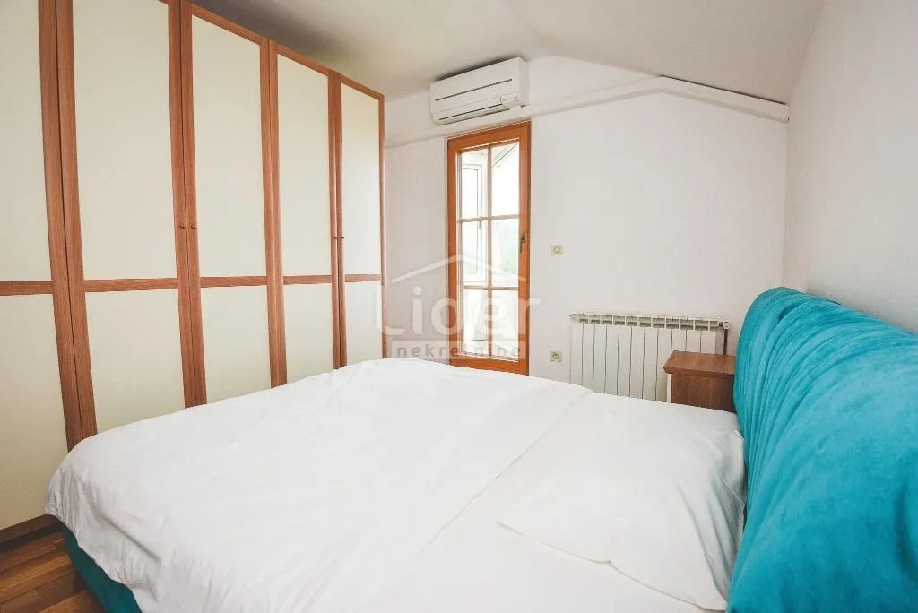 kuća gornja vežica, 330m2 - slika 11