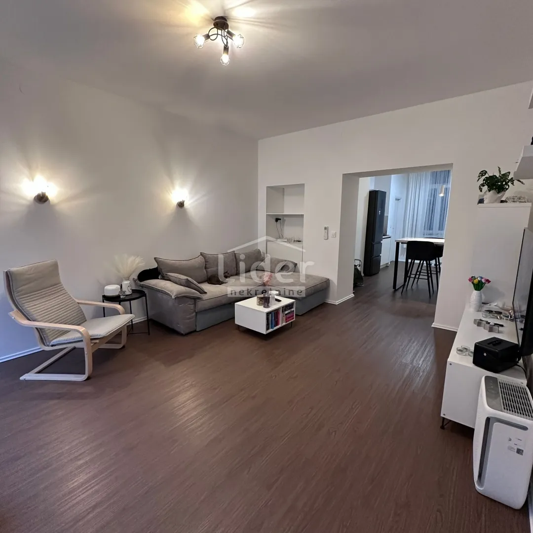 centar, prekrasan stan od 65m2, 2-balkona, 2.kat - slika 11