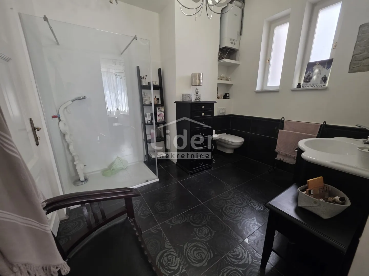 centar, 200m2, 4s+db, dizajnerski građanski stan - slika 56