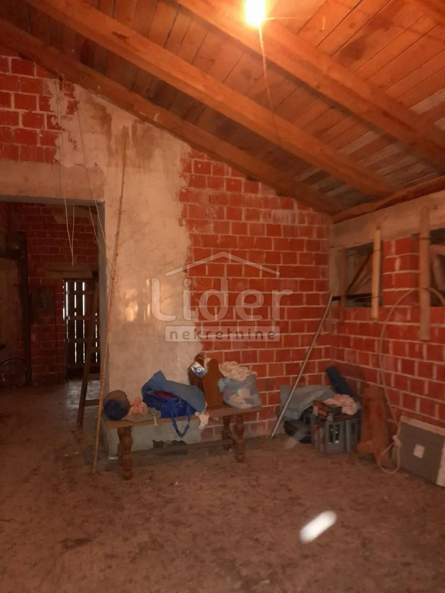 stan 137.40m2 u dramlju, rohbau - slika 9