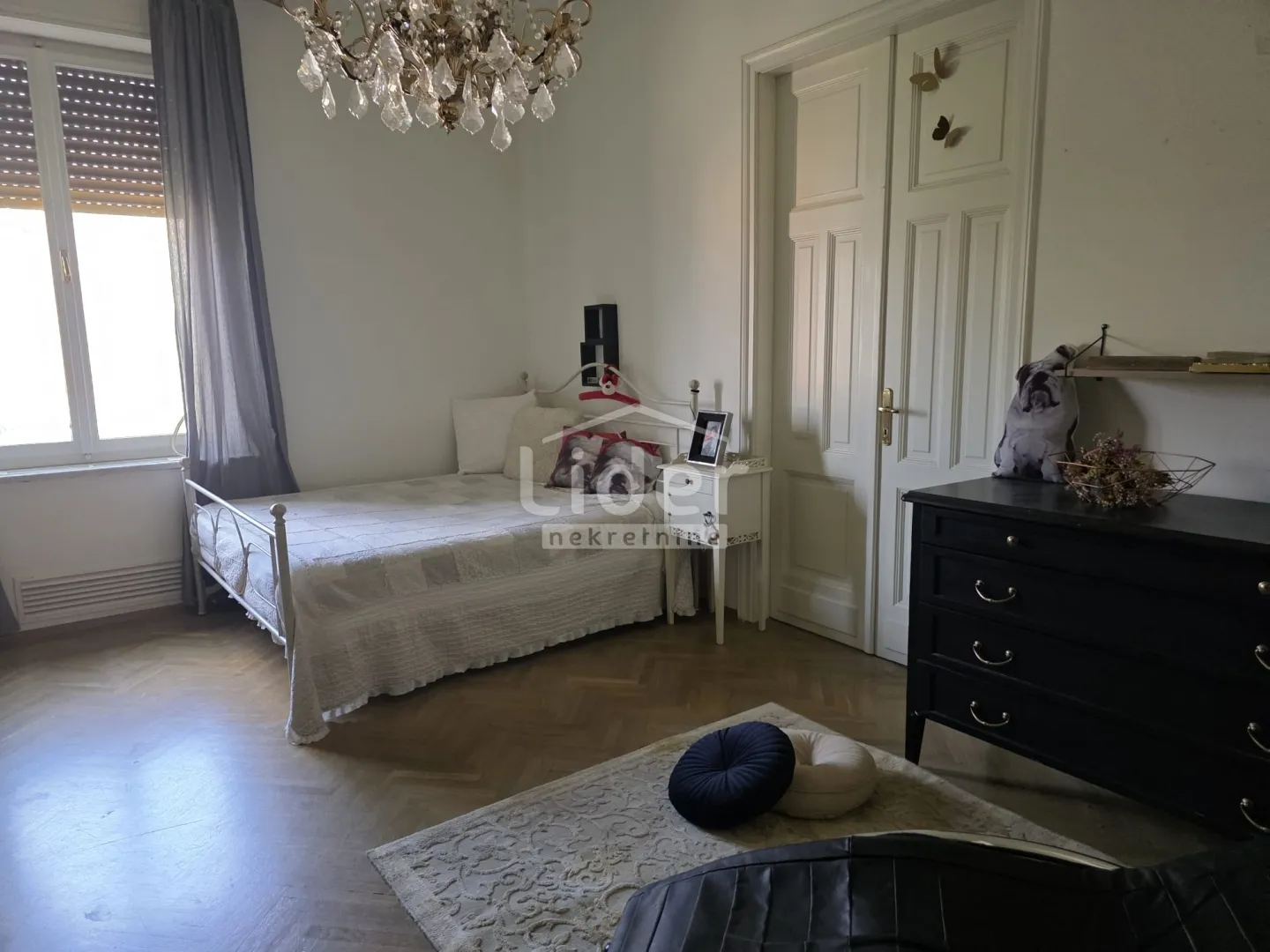 centar, 200m2, 4s+db, dizajnerski građanski stan - slika 36