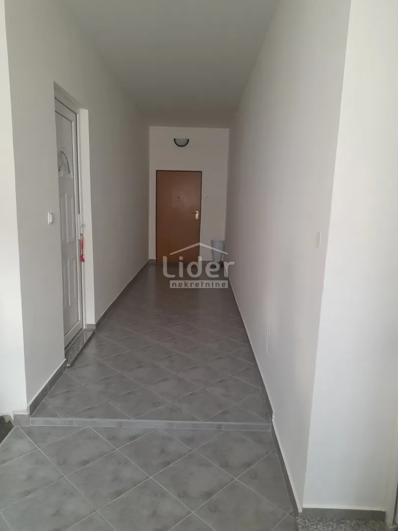 kastav - dva apartmana - slika 16