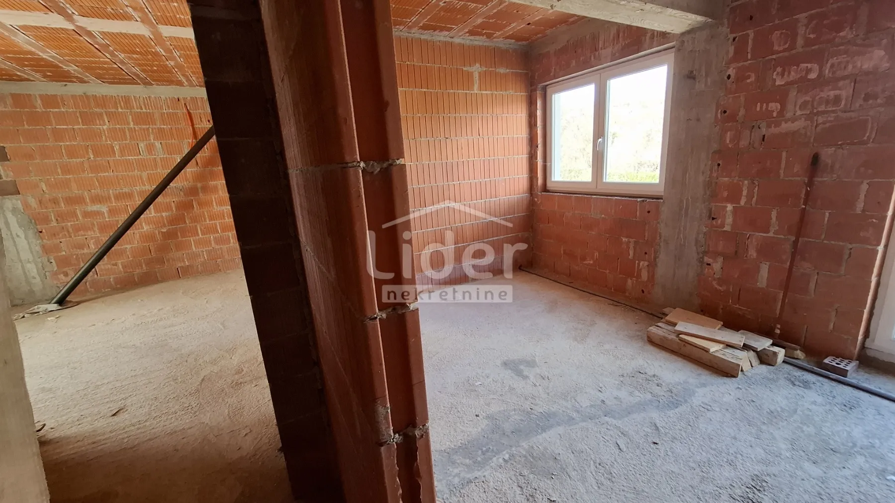 kastav-poslovni prostor 160m2 - slika 3