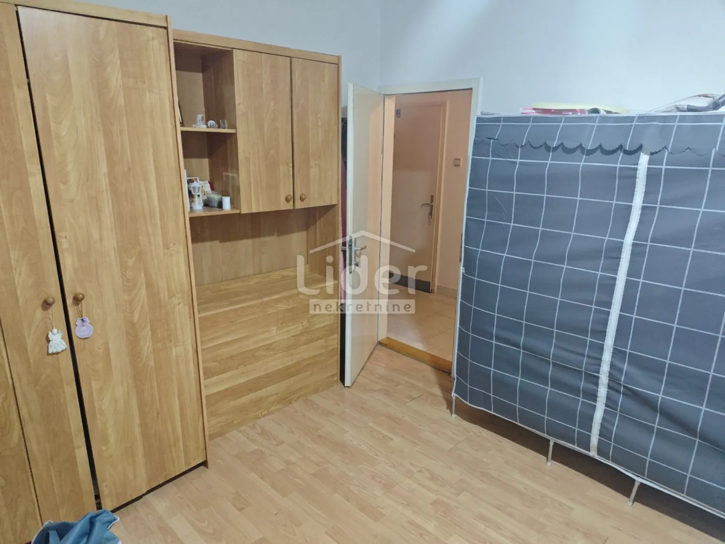 mali lošinj stan prvi red do mora - slika 7
